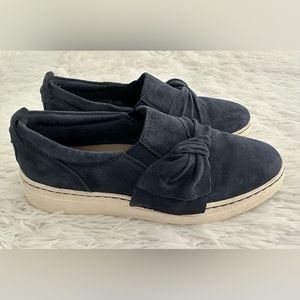 Earth Zoey Fashion Comfort Slip On‎ Sneaker Navy Suede Sz 5